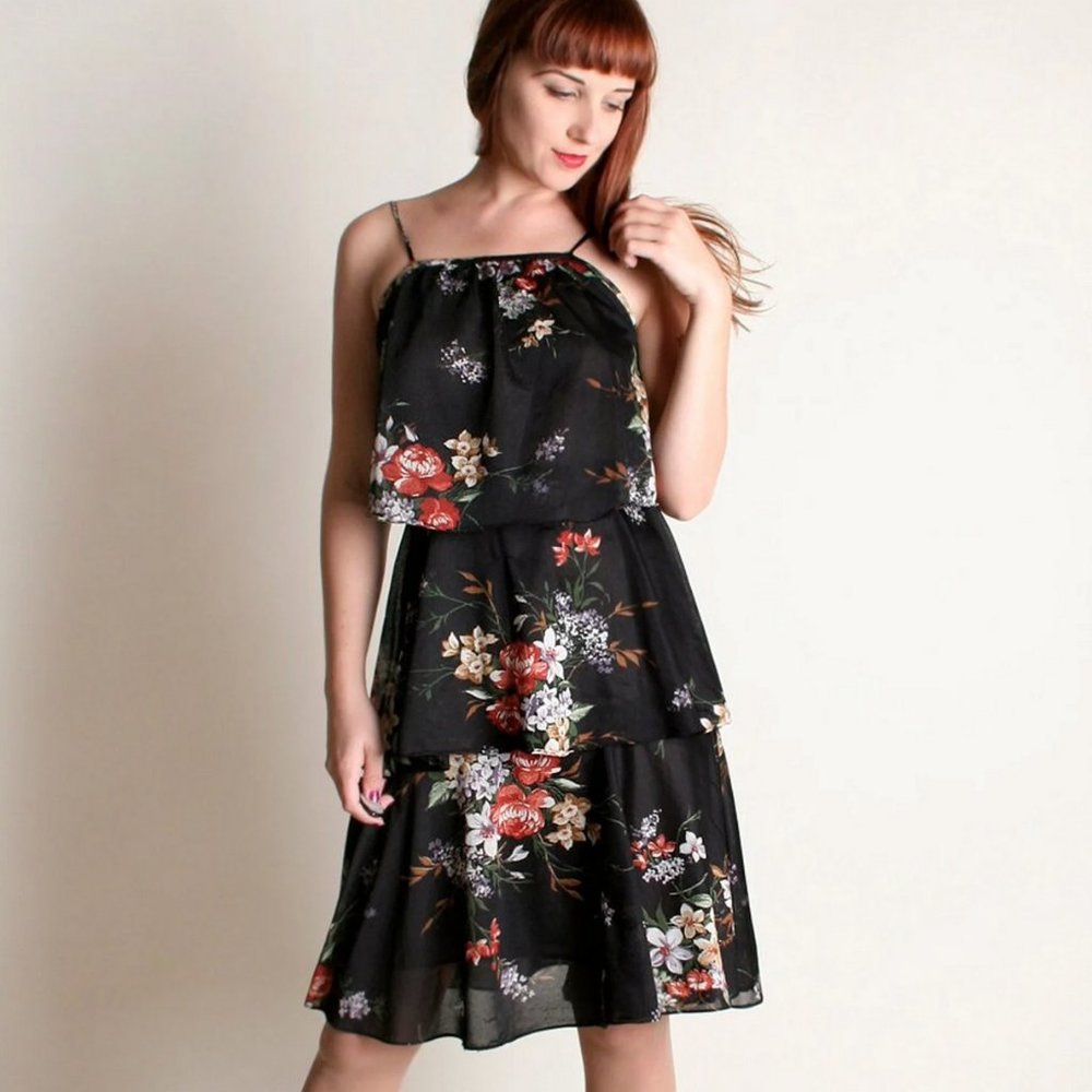 1970s Floral Print Tiered Summer Dress - Small 70s